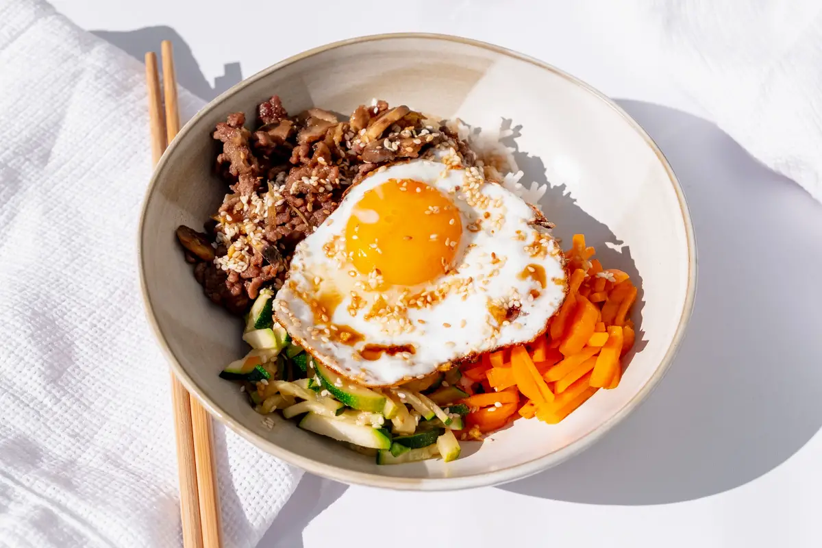 Easy Beef Bibimbap Recipe (korean Rice Bowl) - The Dinner App